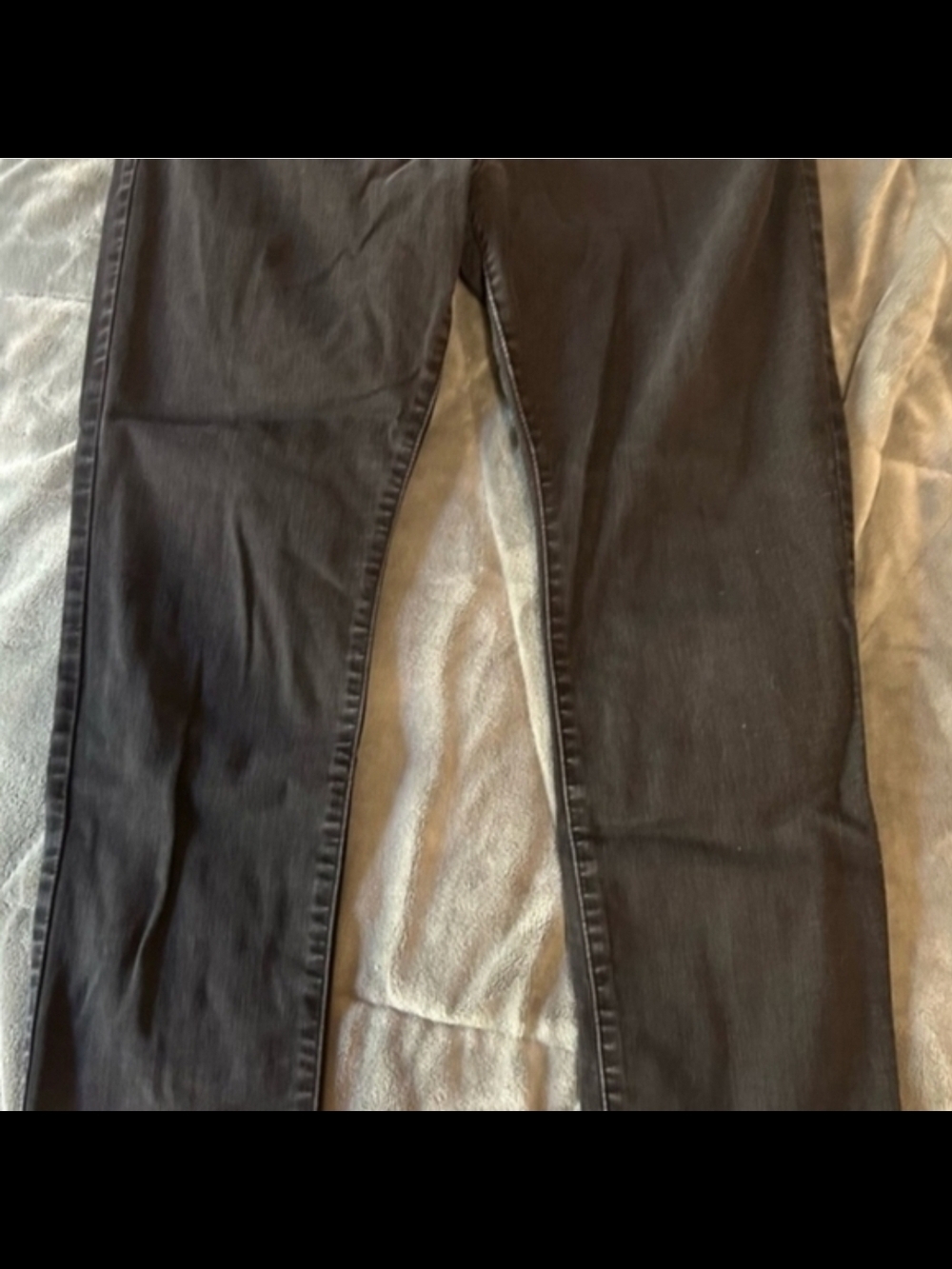 Women’s Skinny Black Jeans with Stretch